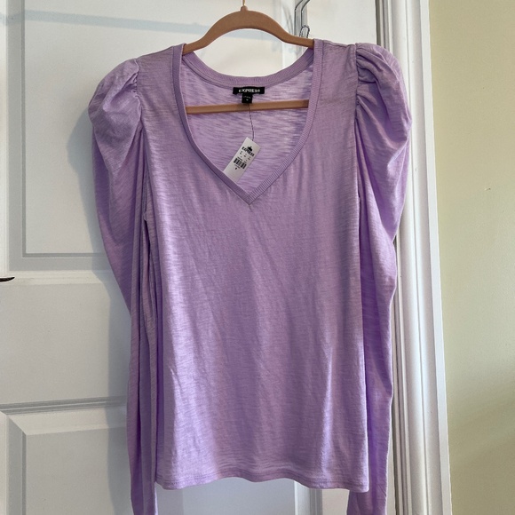 Express Tops - Beautiful NWT Express purple cotton blend top, M
